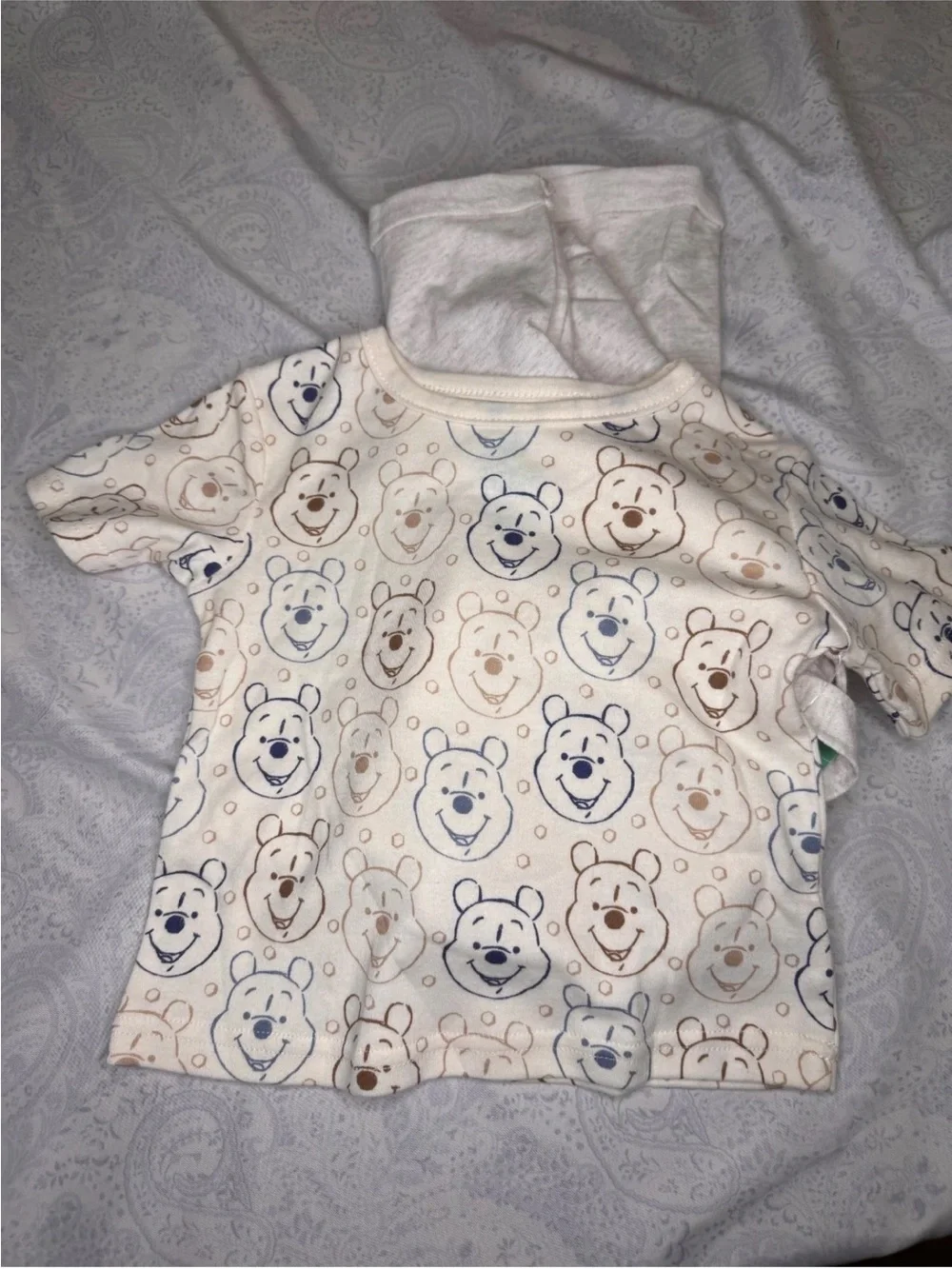 Disney Winnie the Pooh Gray Shorts Romper & Cream tee Pooh Faces. NO HANGER